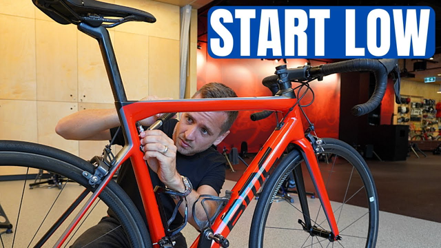 A Simple Approach to Correct Saddle Height (for road cyclists)